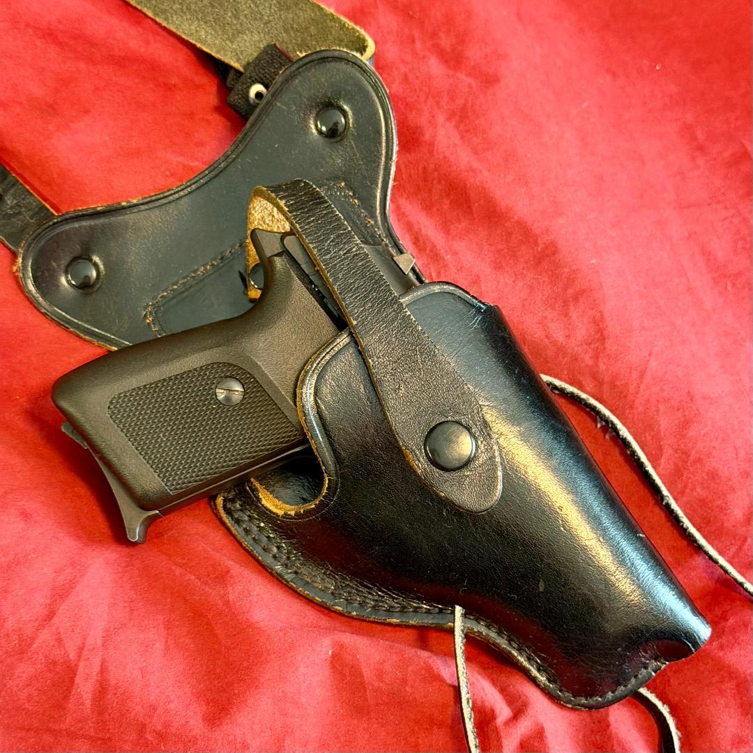 整備済 私服警察官用 革製 ショルダーホルスター スナブノーズ リボルバー 用