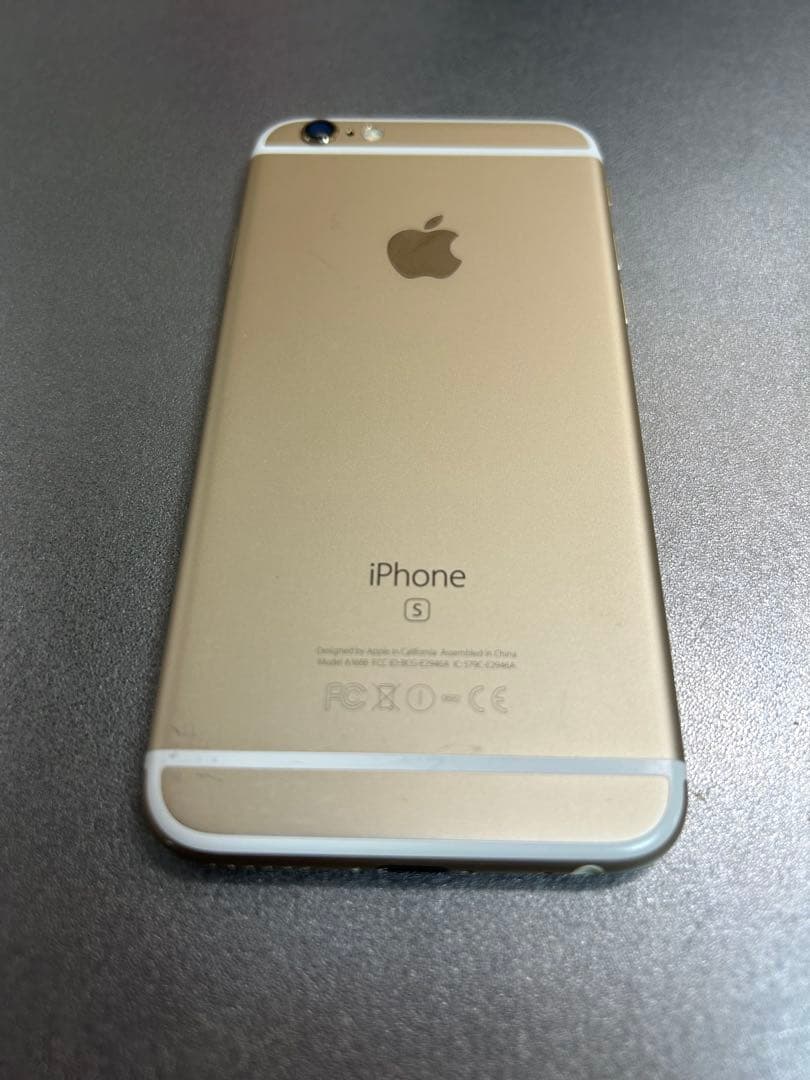 Apple iPhone 6s ゴールド