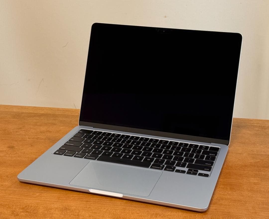 【極美品】Apple M4 MacBook Air 32GB スカイブルー