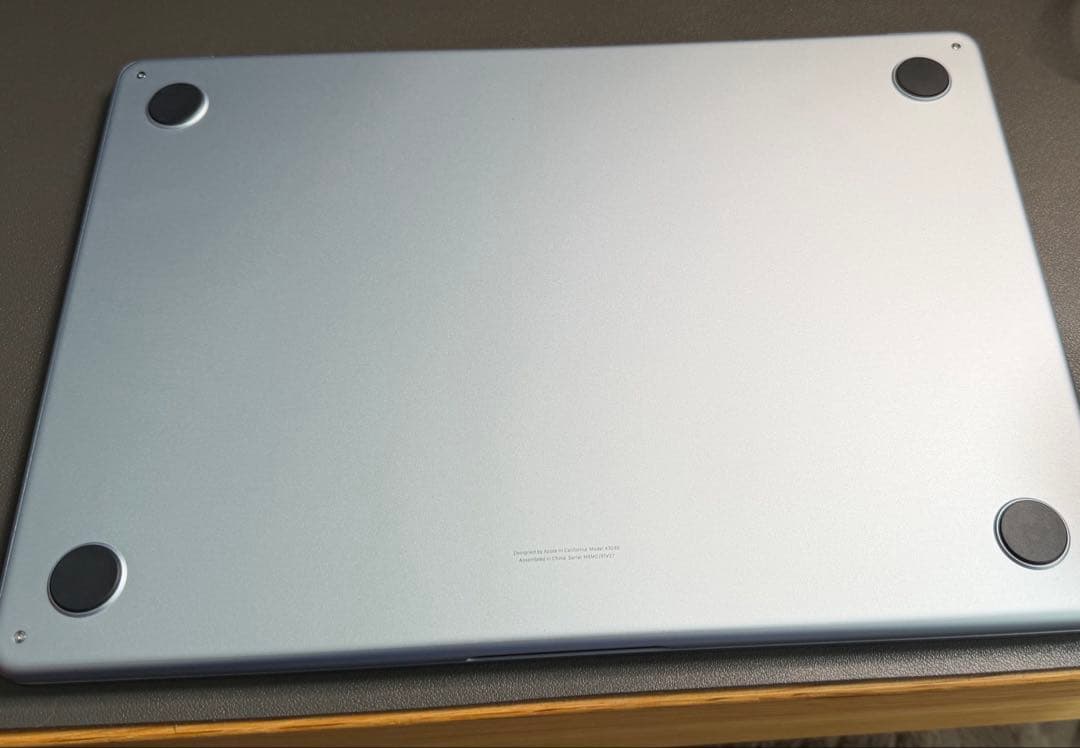 【極美品】Apple M4 MacBook Air 32GB スカイブルー