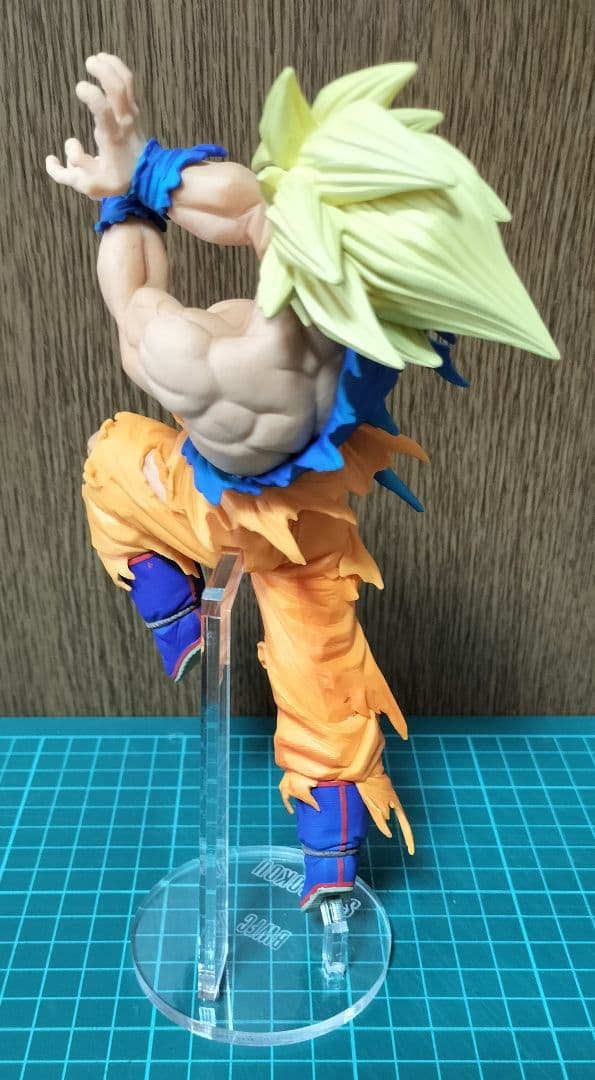 ドラゴンボール　BWFC 造形天下一武道会 其之一 超サイヤ人　孫悟空　台座付き