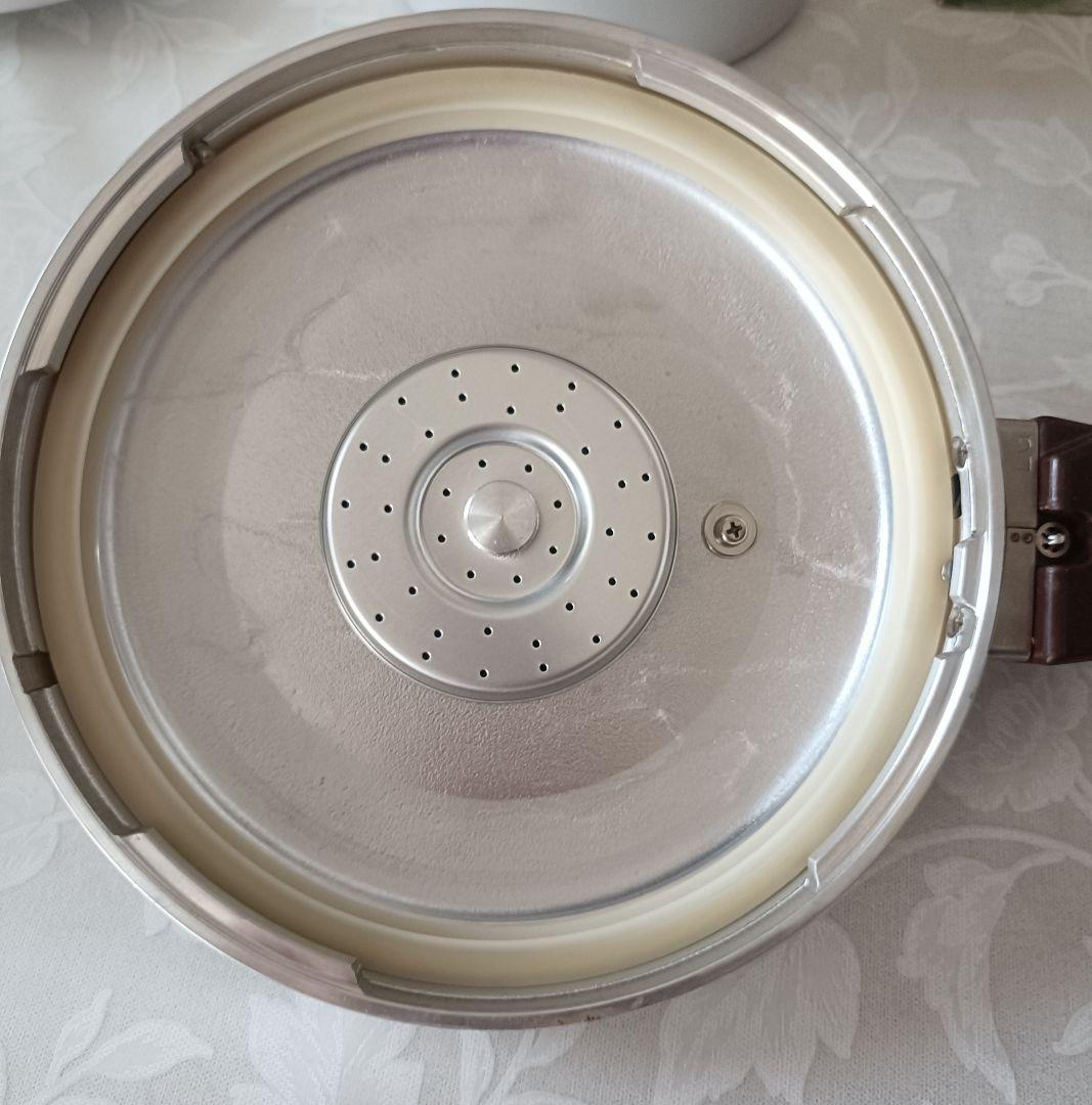 未使用品　北陸アルミニウム　圧力鍋4.5L