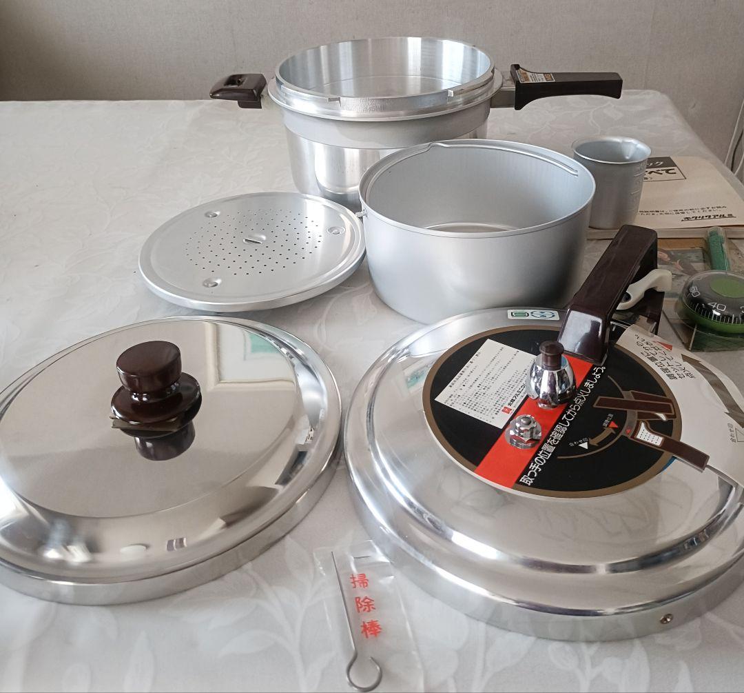 未使用品　北陸アルミニウム　圧力鍋4.5L
