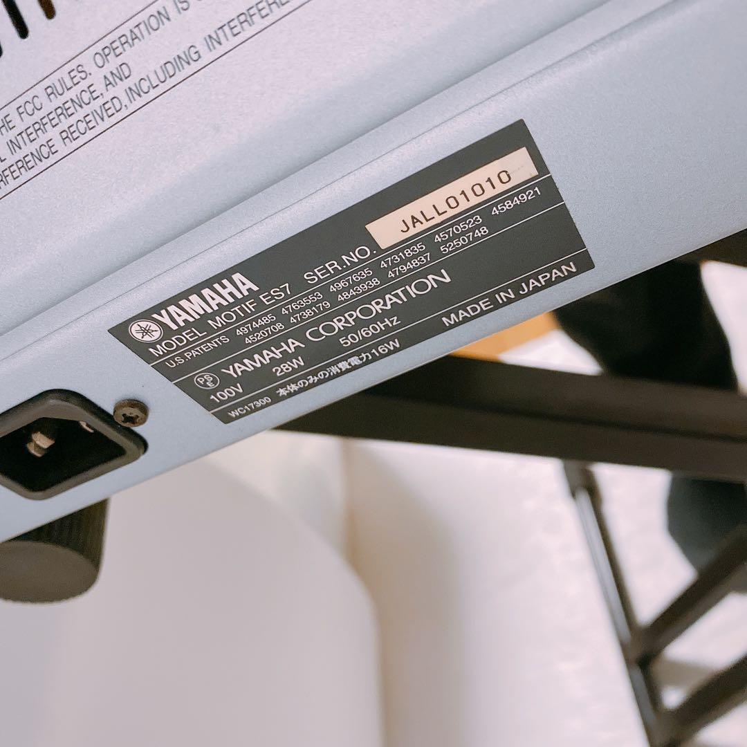 YAMAHA MOTIF ES7　シンセサイザー スタンド付属