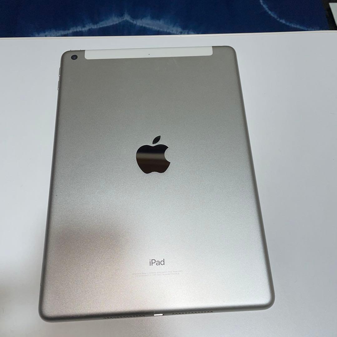 Apple iPad 第5世代 32GB Wi-Fi + Cellular
