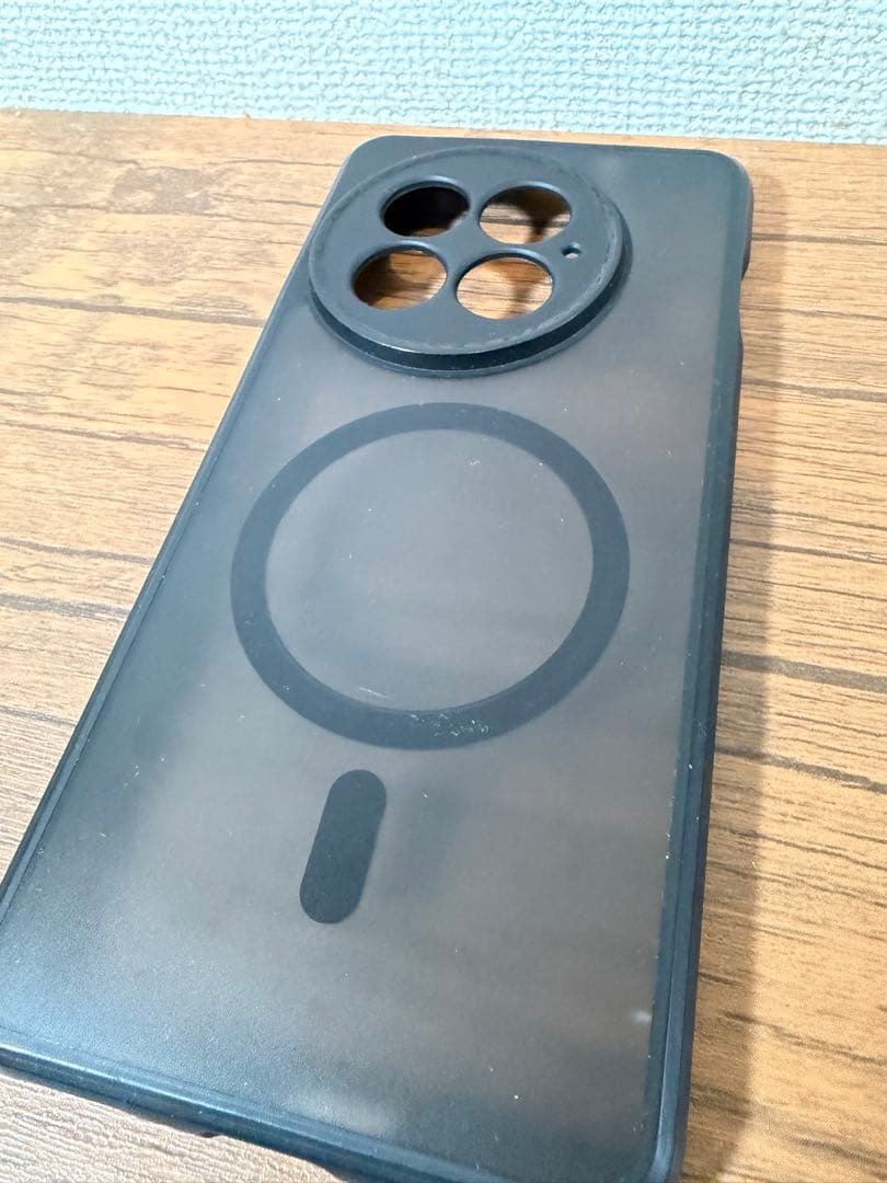 美品 OnePlus 13 グローバル版 12GB/256GB 充電器・ケース付