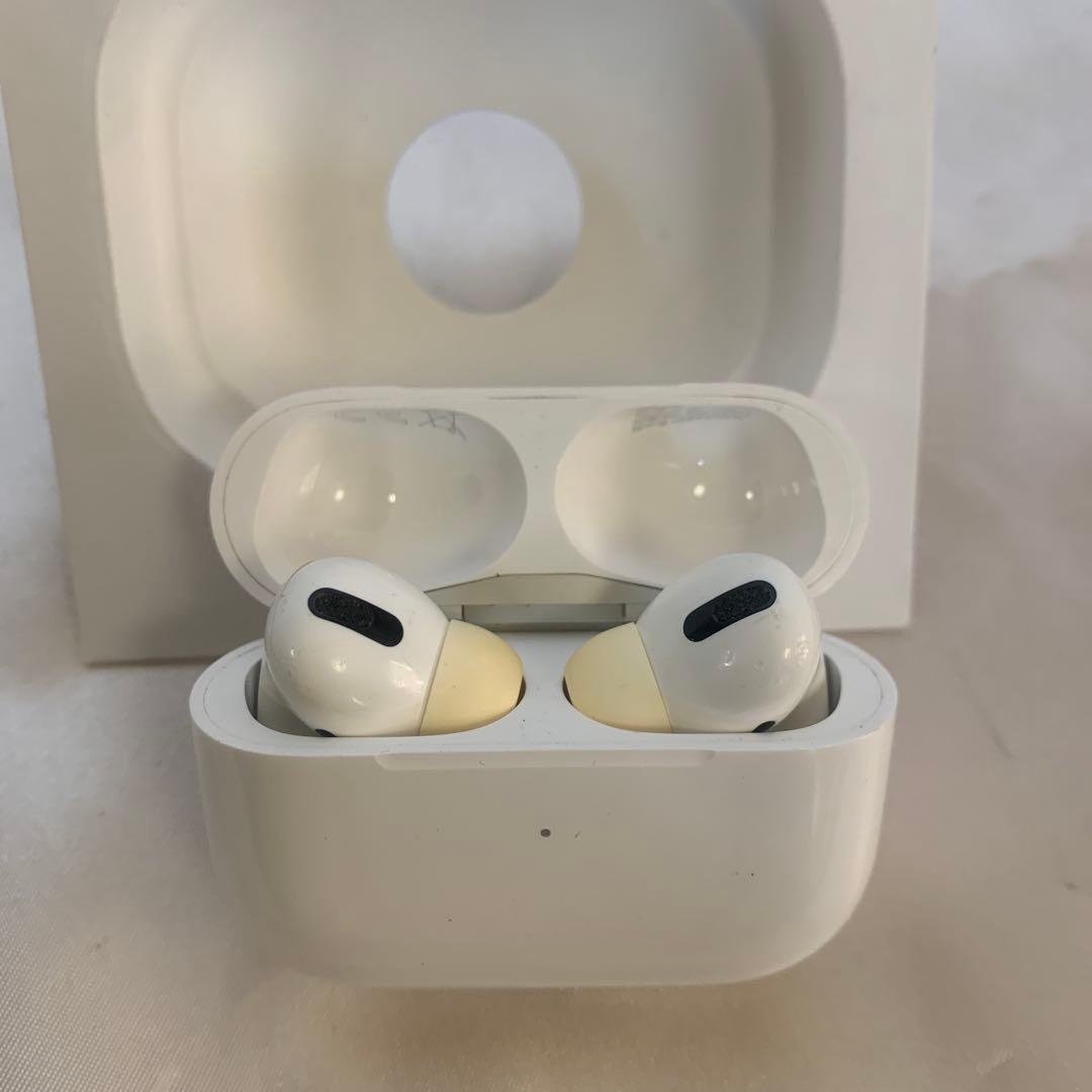 AirPods Pro 本体 充電ケース付き