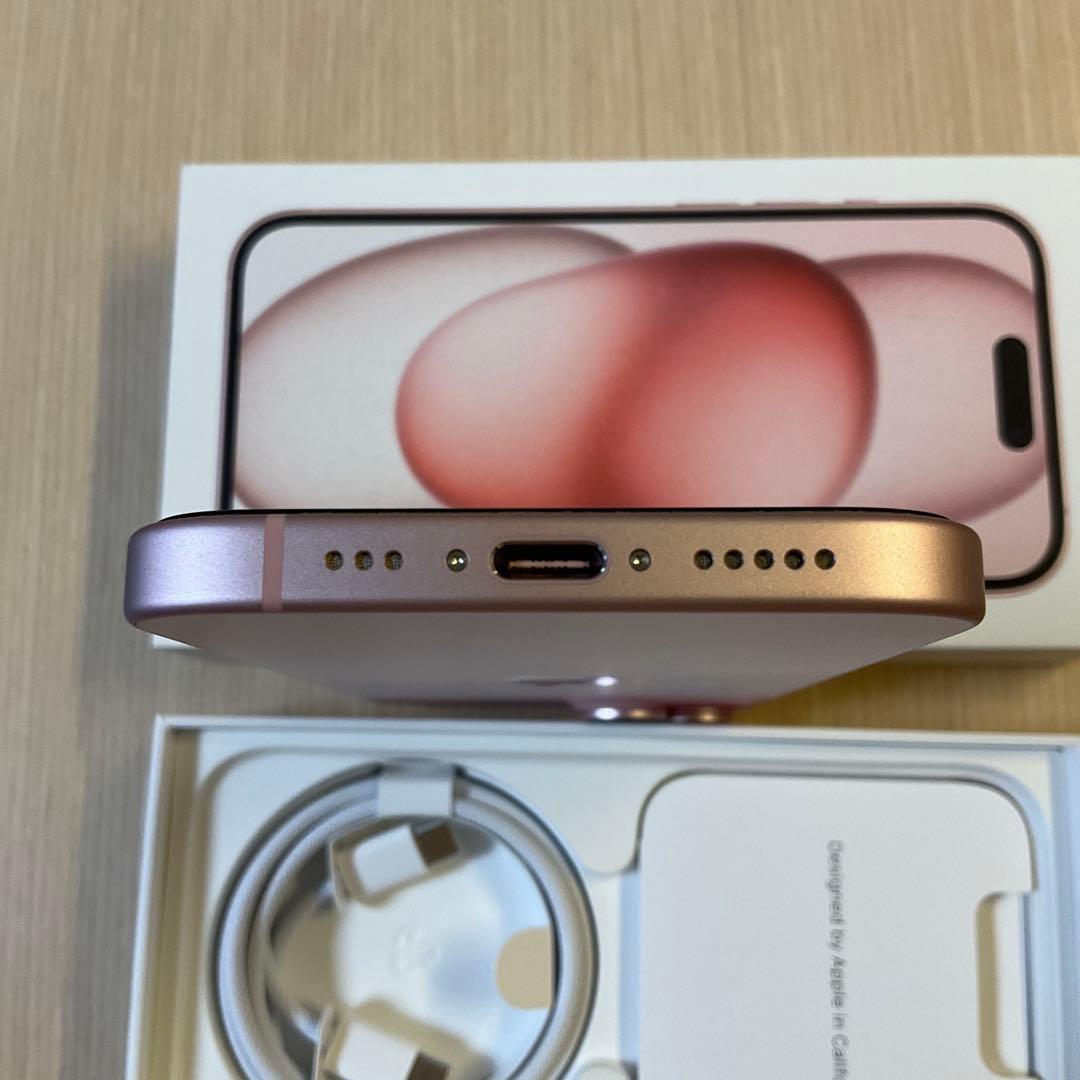 極美品　Apple iPhone 15 ピンク SIMフリー