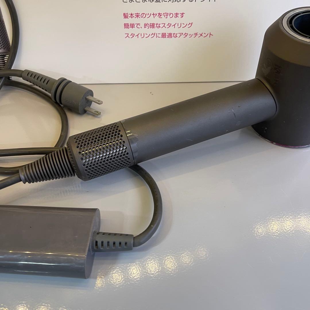 ダイソン　dyson supersonic ヘアドライヤー hd03 ジャンク