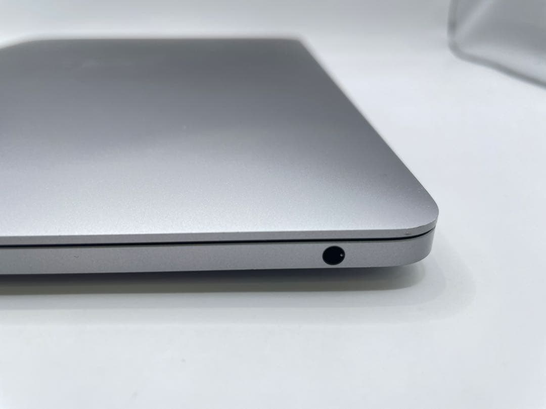 MacBook Pro 13インチ（M1, 2020) 16GB/2TB