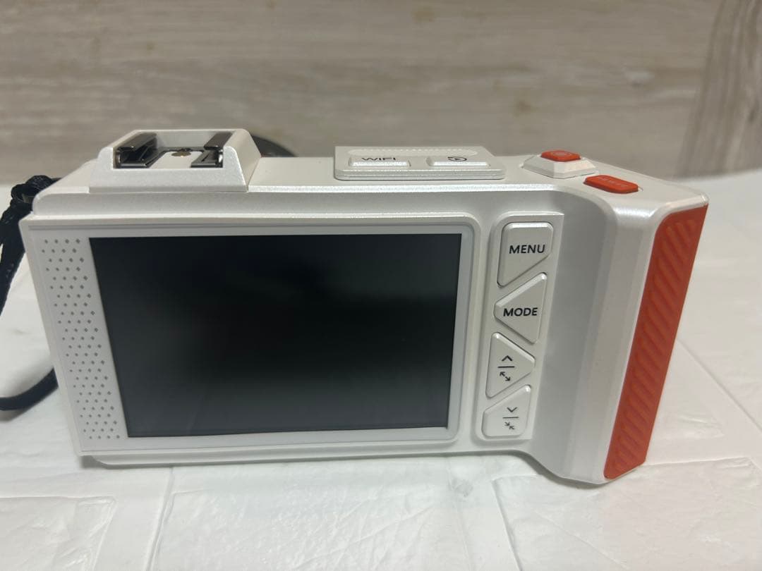 ラスト一点❣️スマホに送れる デジタルカメラ コWI-FI 機能 録画