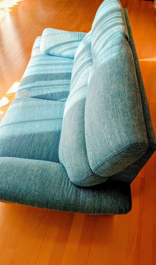 ニトリ3人掛けソファー　布張りタイプ　ターコイズブルー