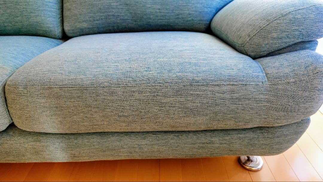 ニトリ3人掛けソファー　布張りタイプ　ターコイズブルー