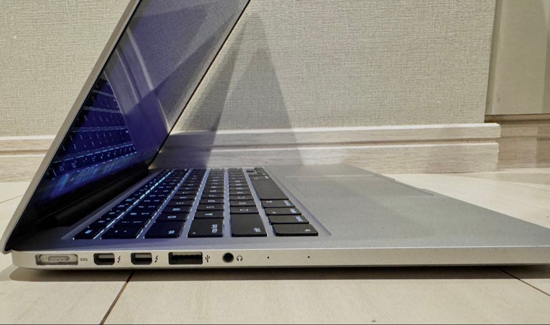 MacBook本体 MacBook Pro 2015 13inch i7 16GB A1502