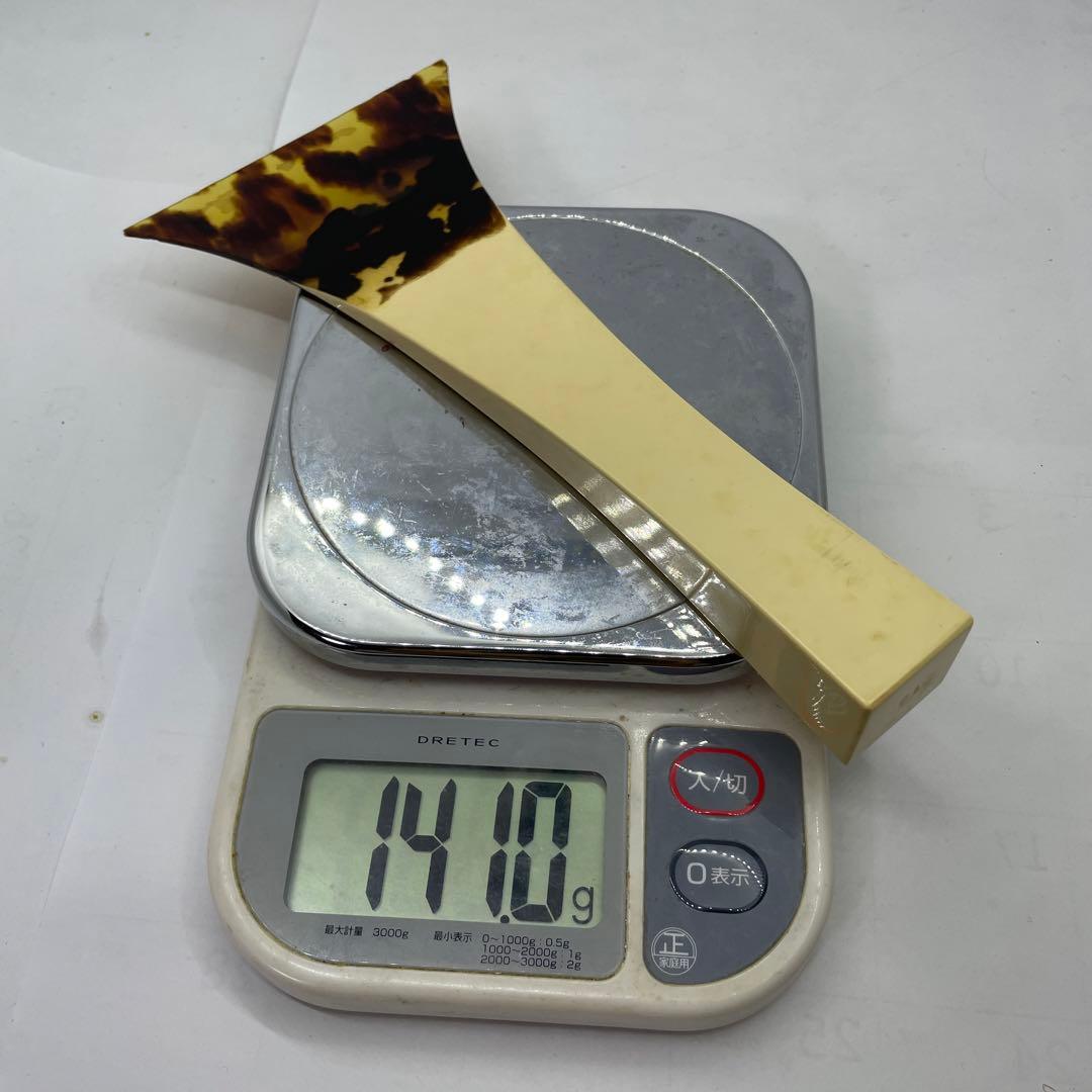 三味線バチ 樹脂と鼈甲のコンビネーション　箱付き