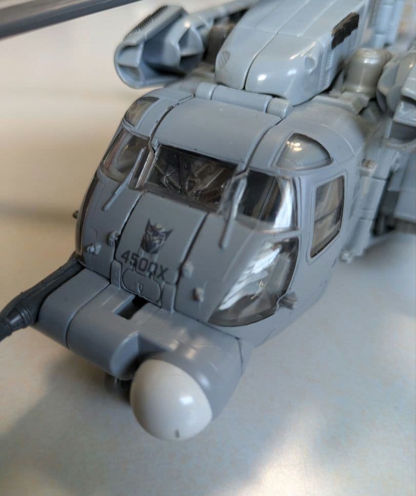 トランスフォーマー ブラックアウト SS-08 スタジオシリーズ