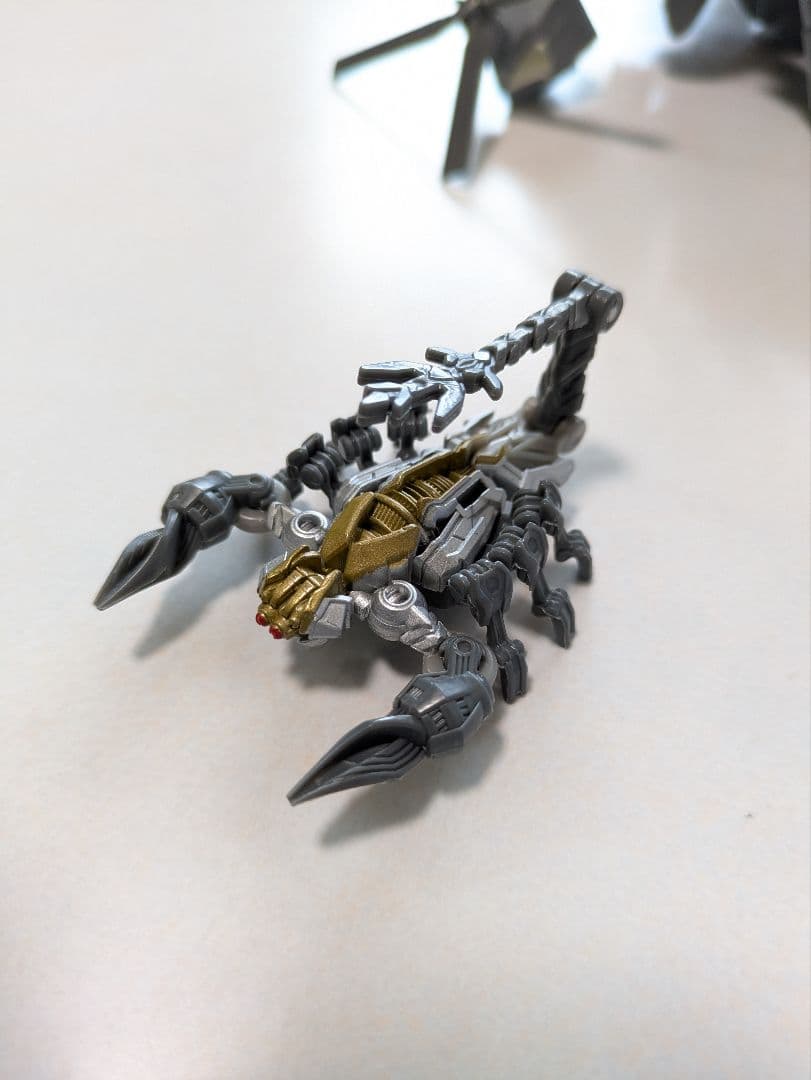 トランスフォーマー ブラックアウト SS-08 スタジオシリーズ