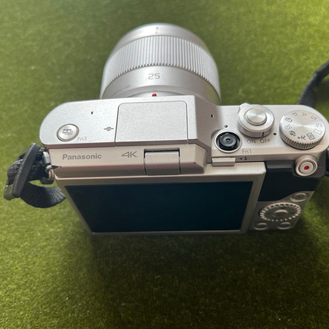 Panasonic LUMIX DC-GF9W デジタル一眼カメラ 黒