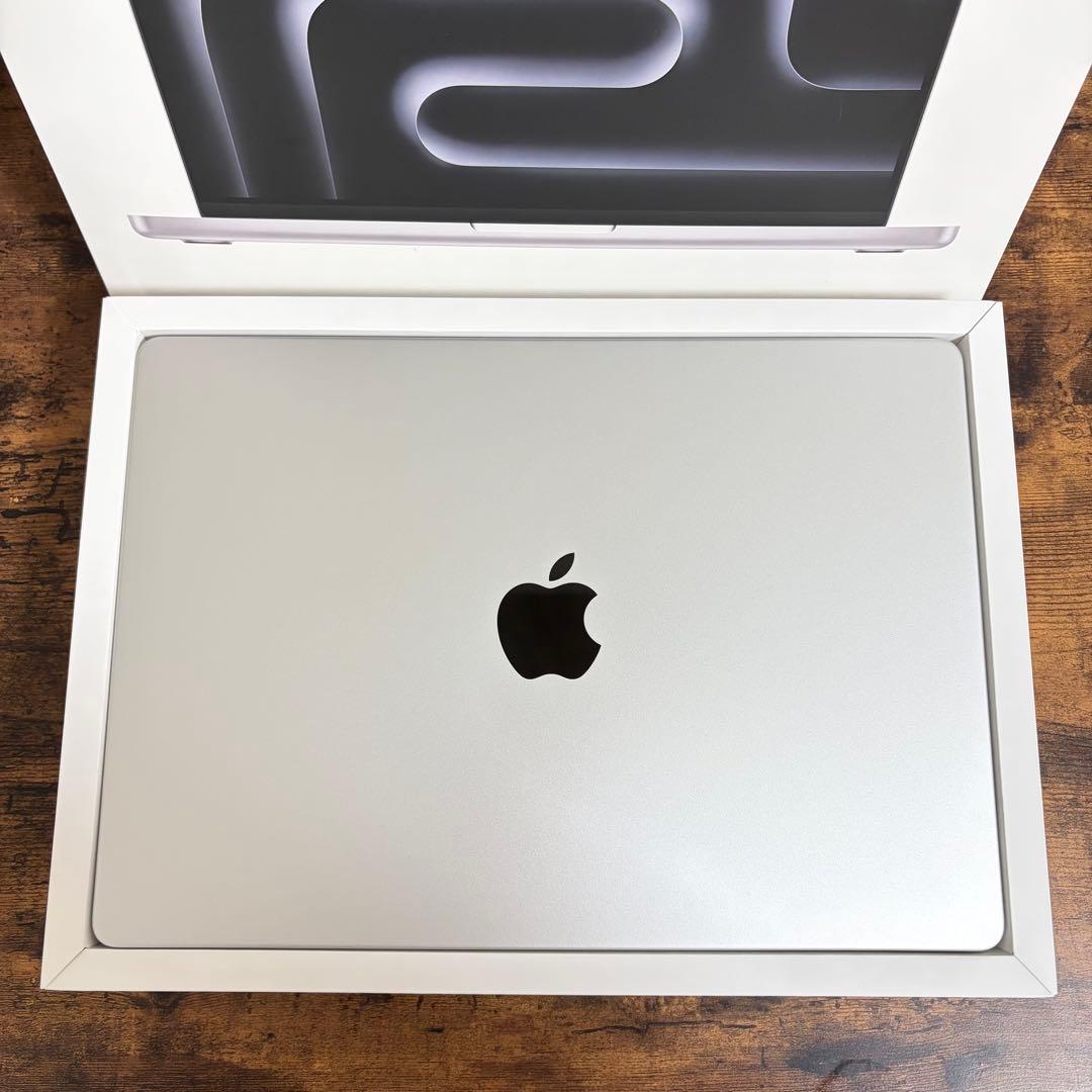 MacBook Pro 14インチ M4 メモリ24GB SSD1TB