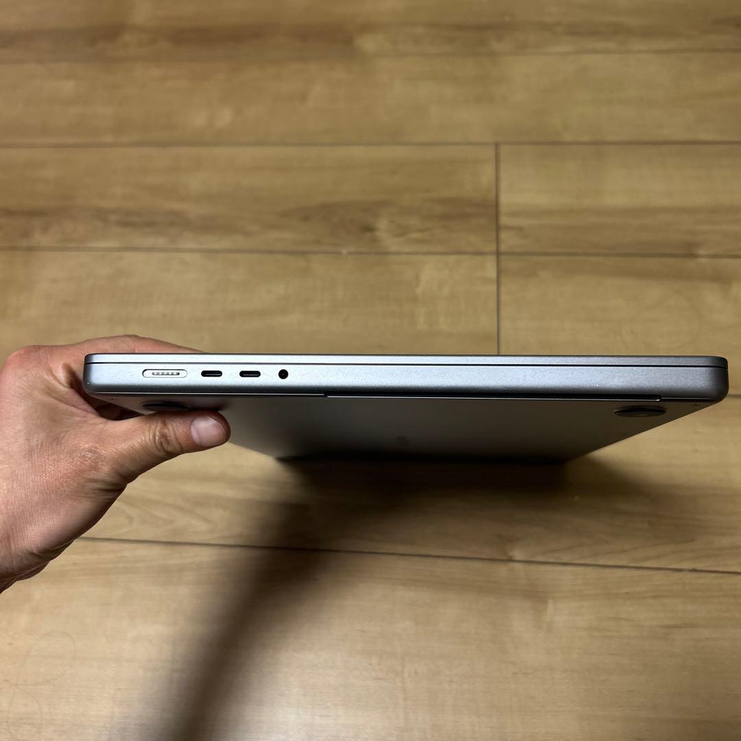 美品MacBookPro 16インチ M1 32/500GB 16コア