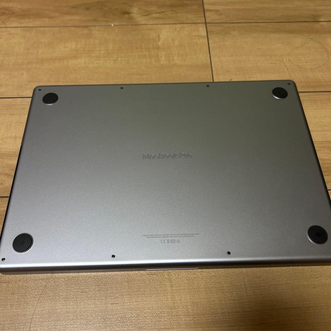 美品MacBookPro 16インチ M1 32/500GB 16コア