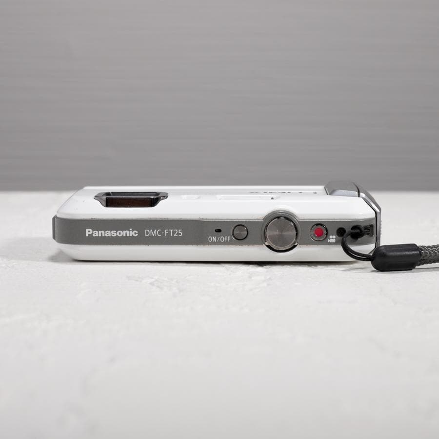 【防水カメラ】LUMIX DMC-FT25 ホワイト 動作確認済 スマホ転送
