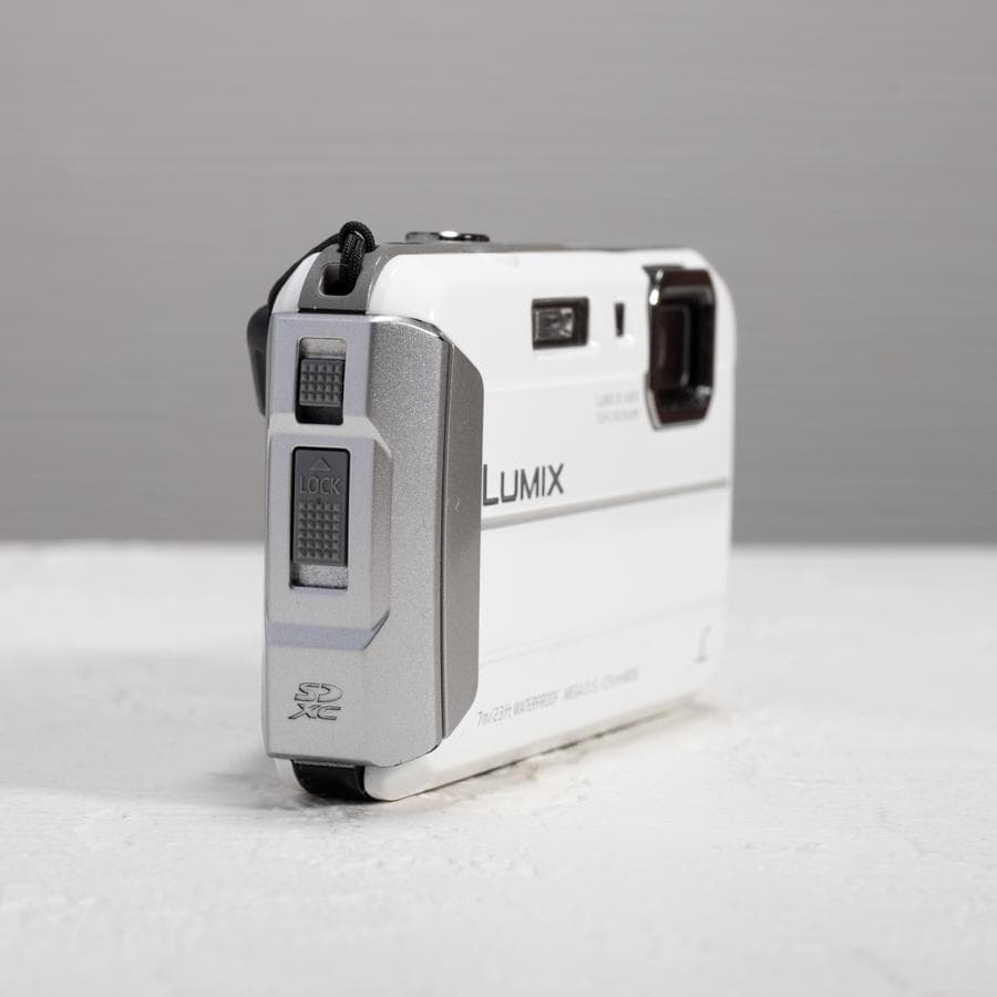 【防水カメラ】LUMIX DMC-FT25 ホワイト 動作確認済 スマホ転送