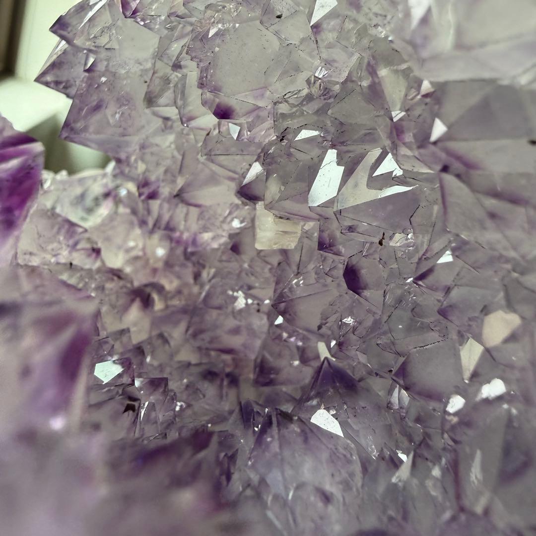 天然石アメジストの笑い口　置物　スフィアNO.030301