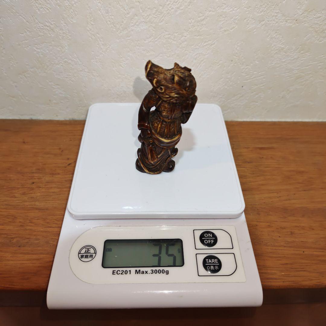 時代提物 獣頭人身根付 天然素材 高さ8.1cm重さ35ｇ足腰の神様☆摩利支天☆