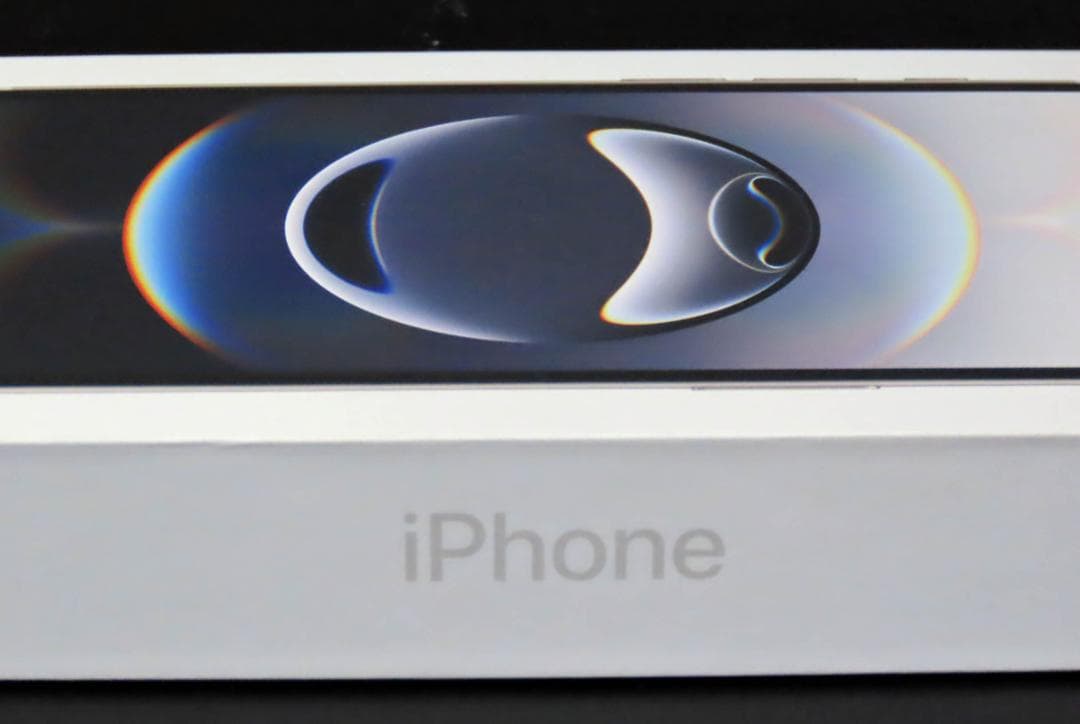 【Chikaさん専用】【新品未開封】iPhone 16e 白 512GB