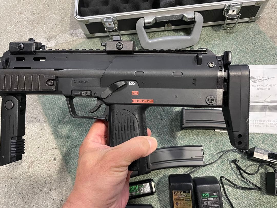 東京マルイ　電動ガン　MP7 ジャンク