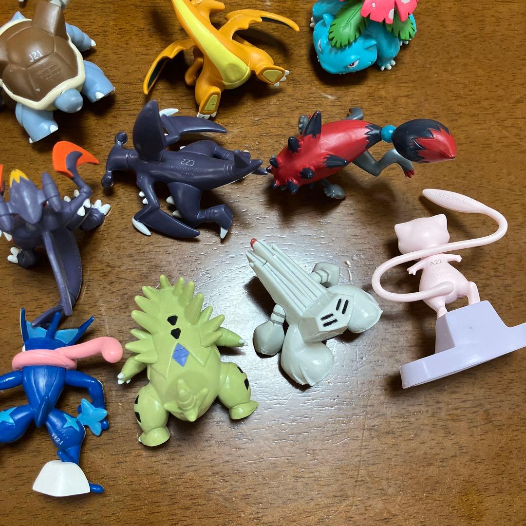 ポケモン　フィギュア　モンスターコレクション