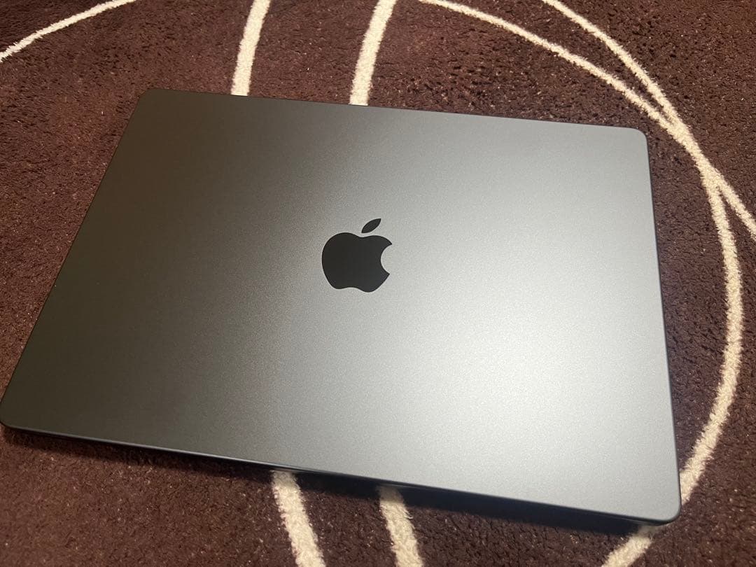 MacBook Pro M5 14インチ スペースブラック