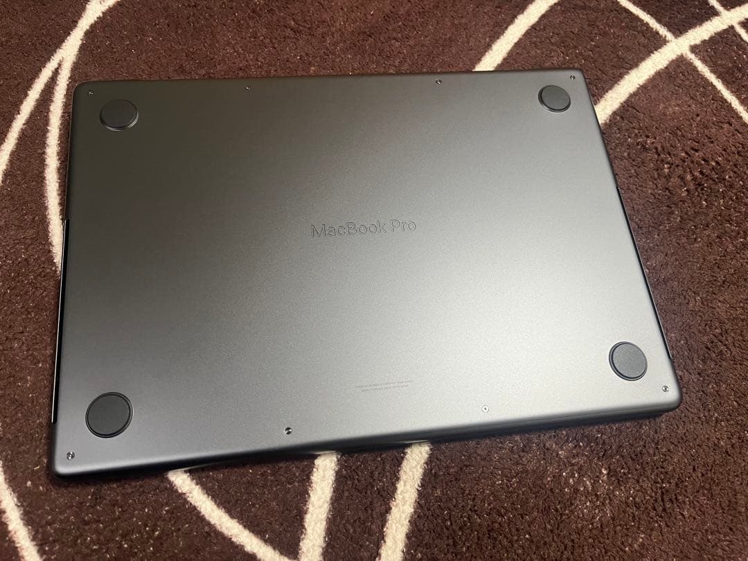 MacBook Pro M5 14インチ スペースブラック