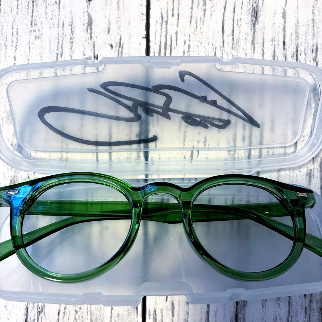 『こっちのけんと』直筆サイン入りメガネケース　オリジナルメガネ 銀テ【おまけ】