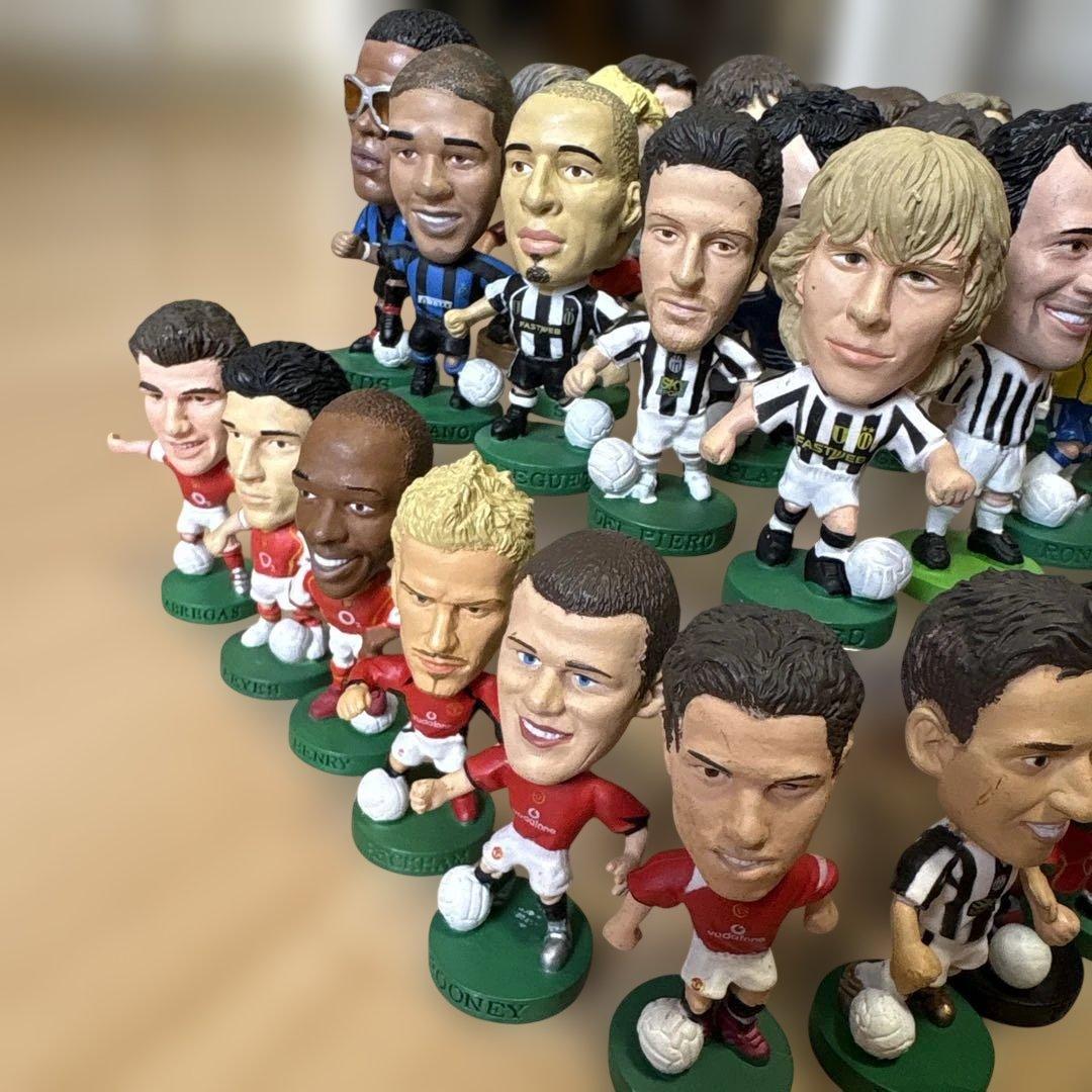 コリンシアン　プロスターズ　サッカーフィギュア　50体　まとめ売り