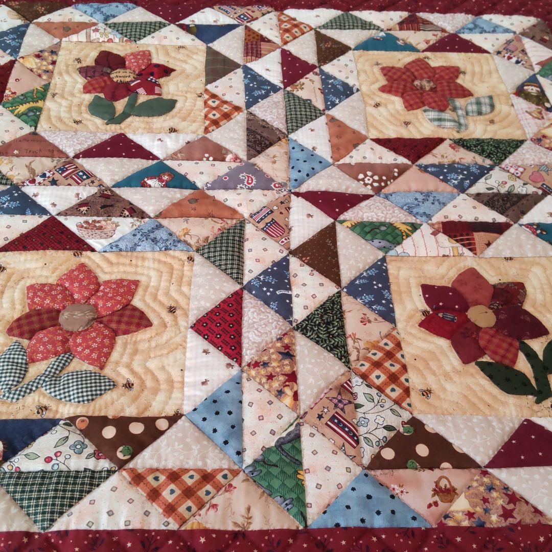 ハンドメイド アメリカンキルト 花のタペストリー