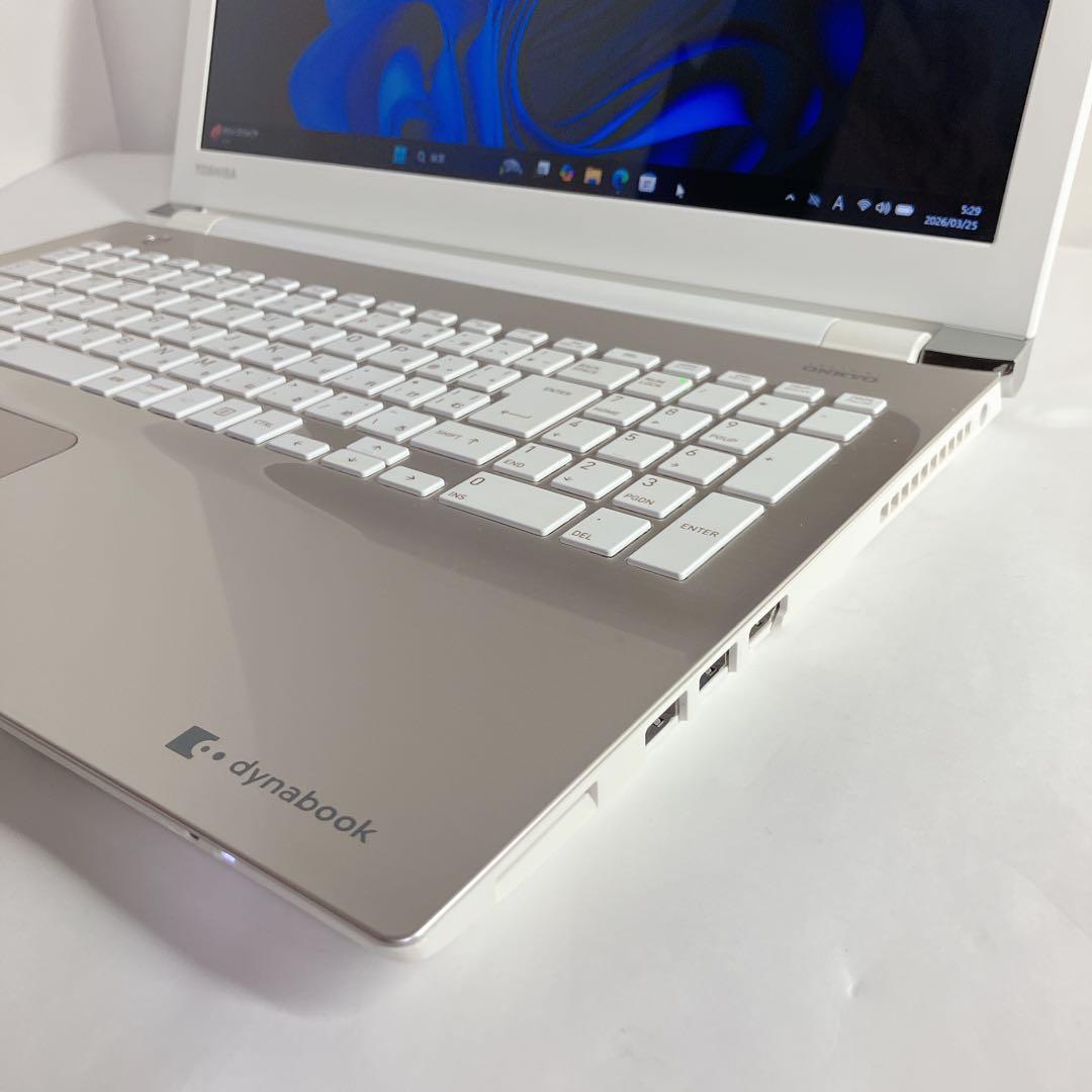 大容量HDD1TB　dynabook T45/CG Win11 メモリ8GB