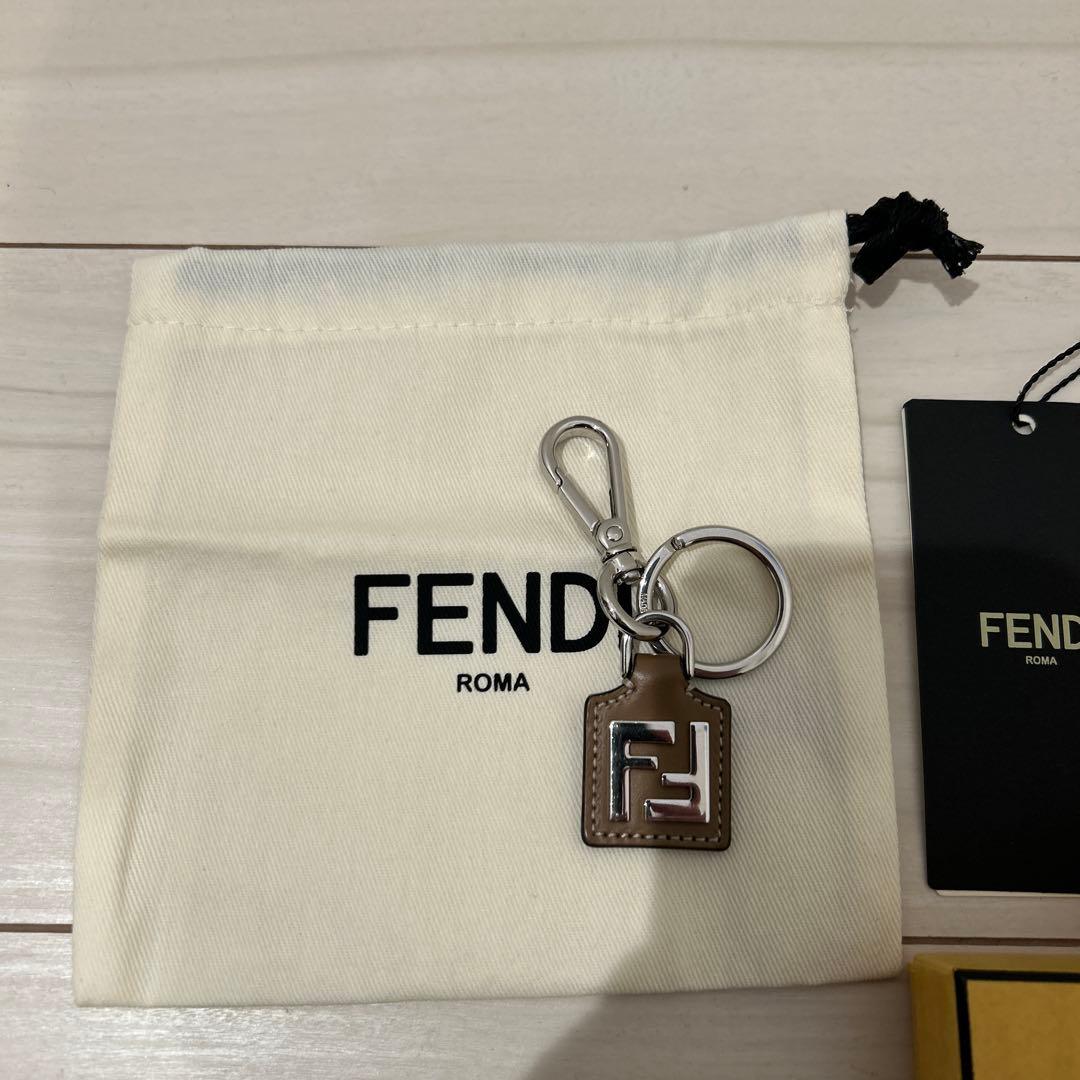 FENDI ロゴ キーリング