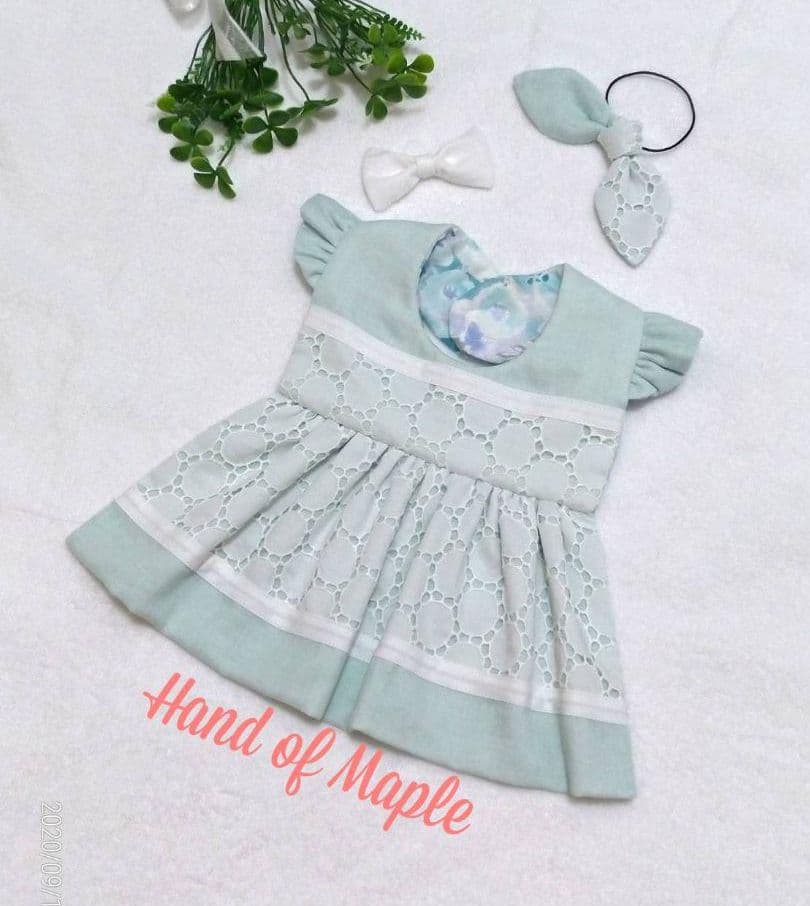 2点【送料無料】サークルレースのワンピーススタイ(くすみミント花柄)