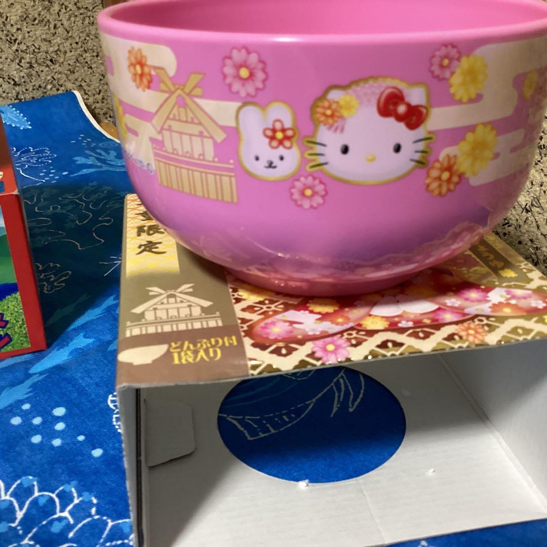 3481ハローキティご当地どんぶりセット