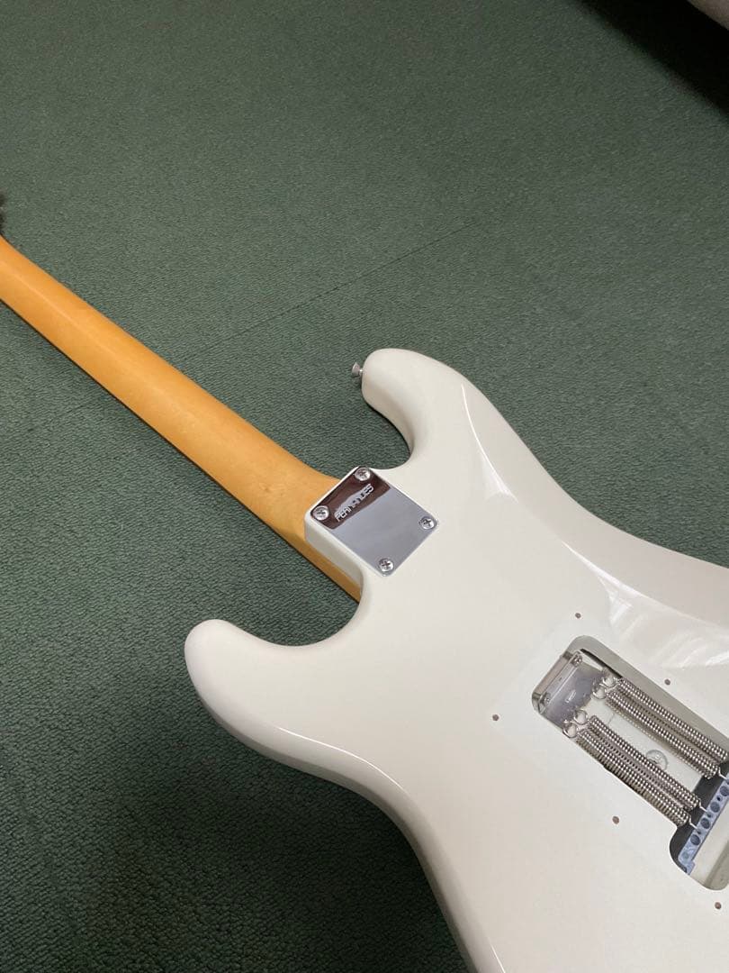 フェルナンデス　ストラトタイプ　訳あり　良音 値下げしました。