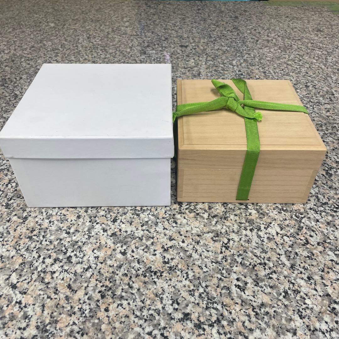 あ*3様 銀杯 内閣総理大臣 SILVER 木箱入り 銀盃 シルバー 新品 小物