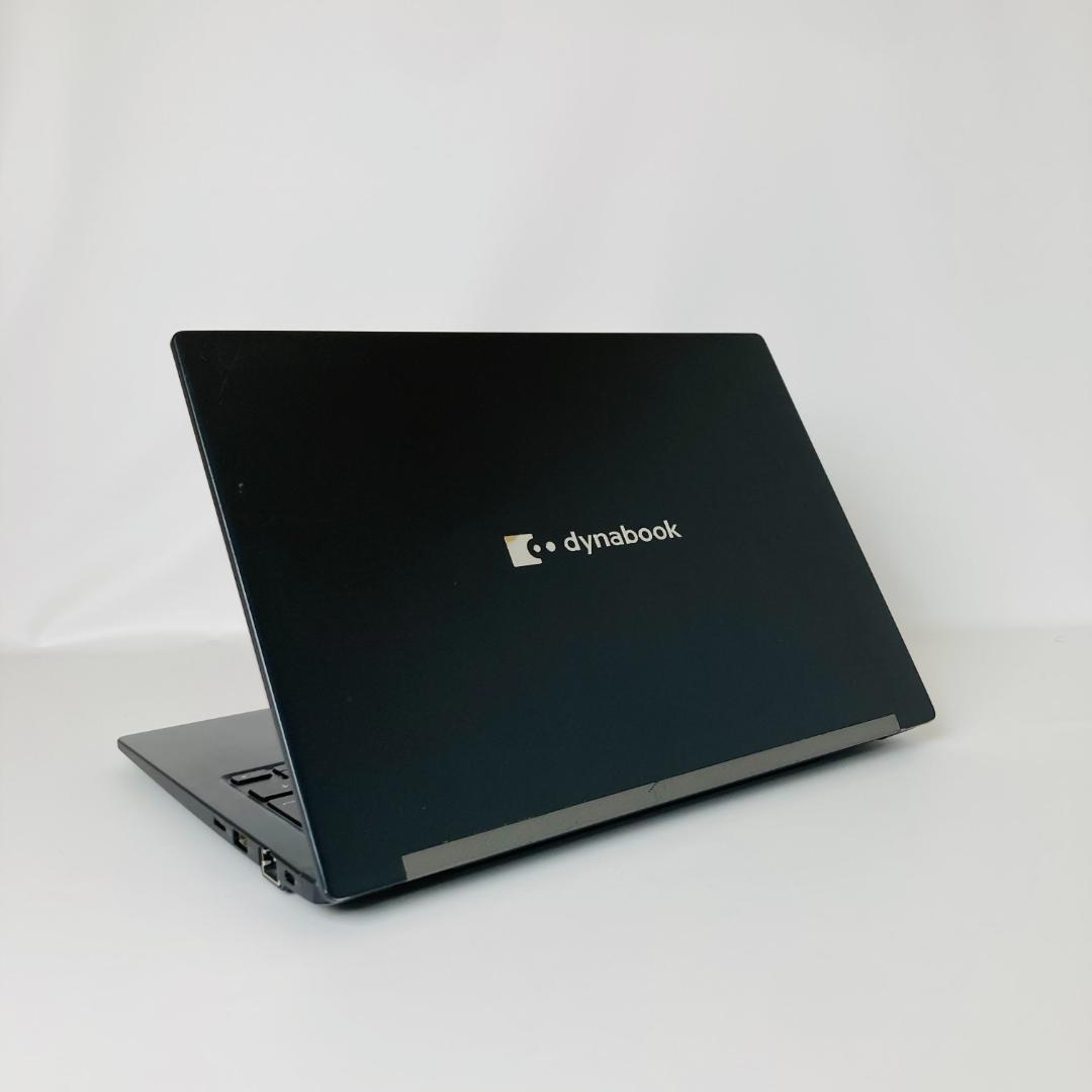 フルHD メモリ16 11世代 i5 DynabookG83 Windows11