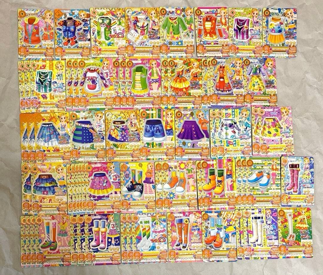 匿名配送　旧アイカツ　カード180枚以上　まとめ売り　引退品　2015 2016
