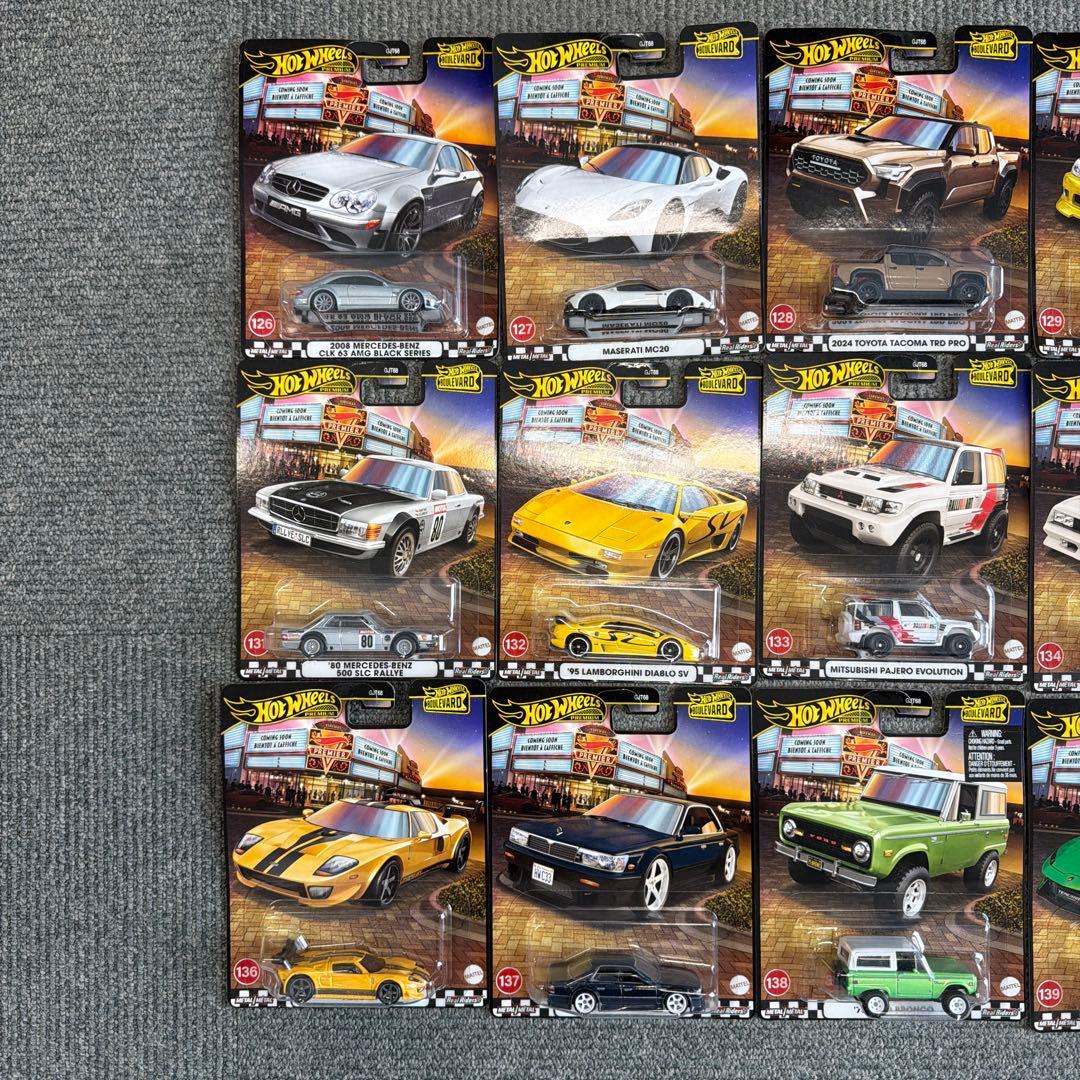 Hot Wheels ブルーバード74台セット　セール中