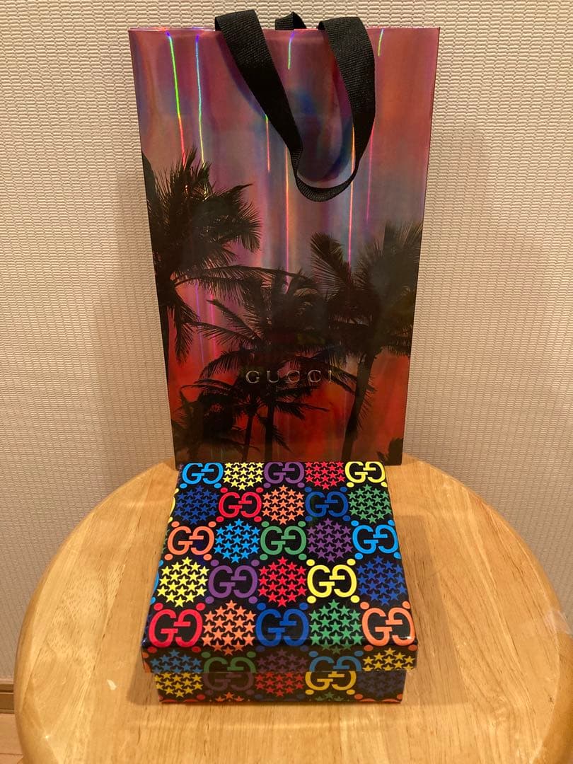 GUCCI 【新品】　ペーパーウェイト