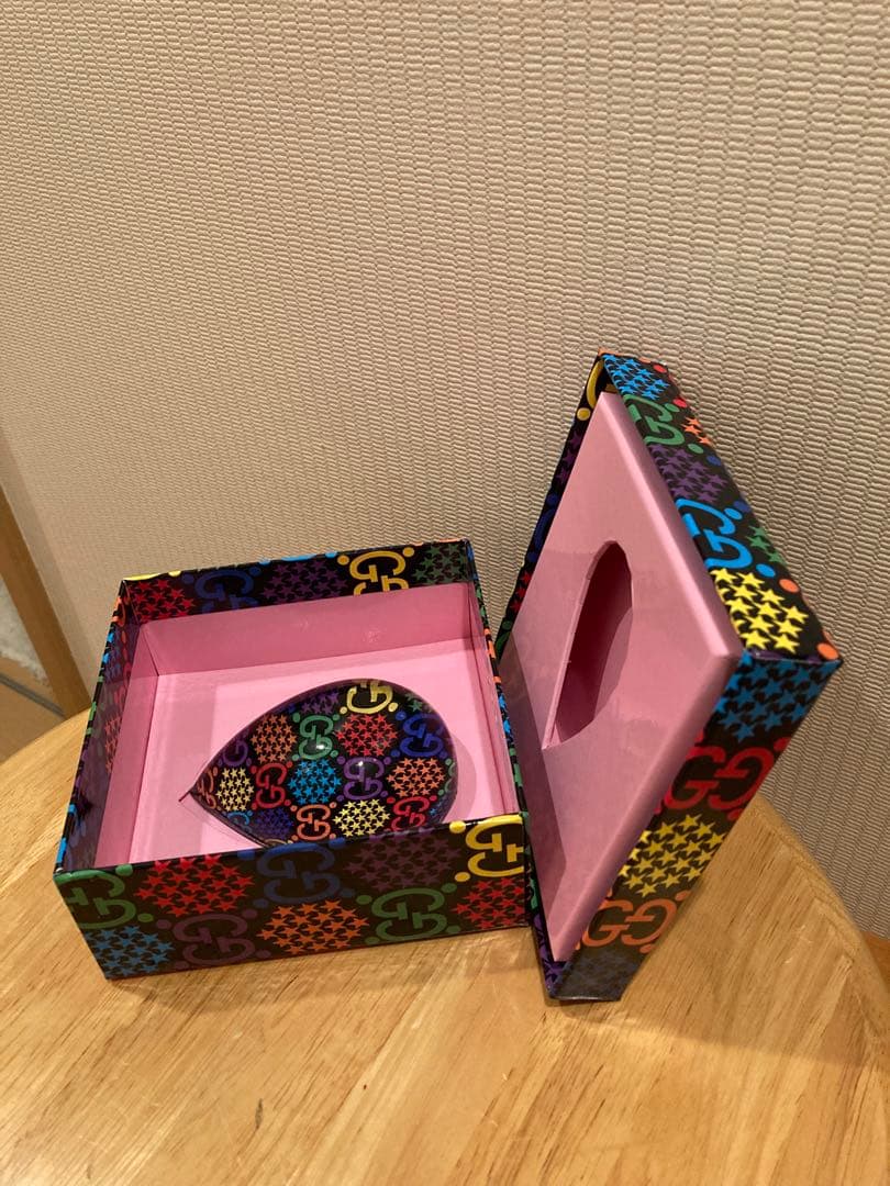 GUCCI 【新品】　ペーパーウェイト