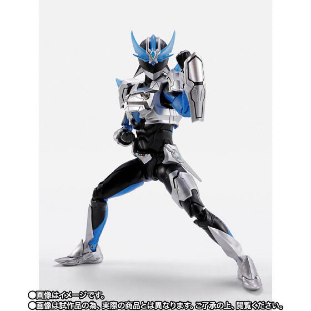 S.H.Figuarts（真骨彫製法） ウイングマン　ガーダーシルエット