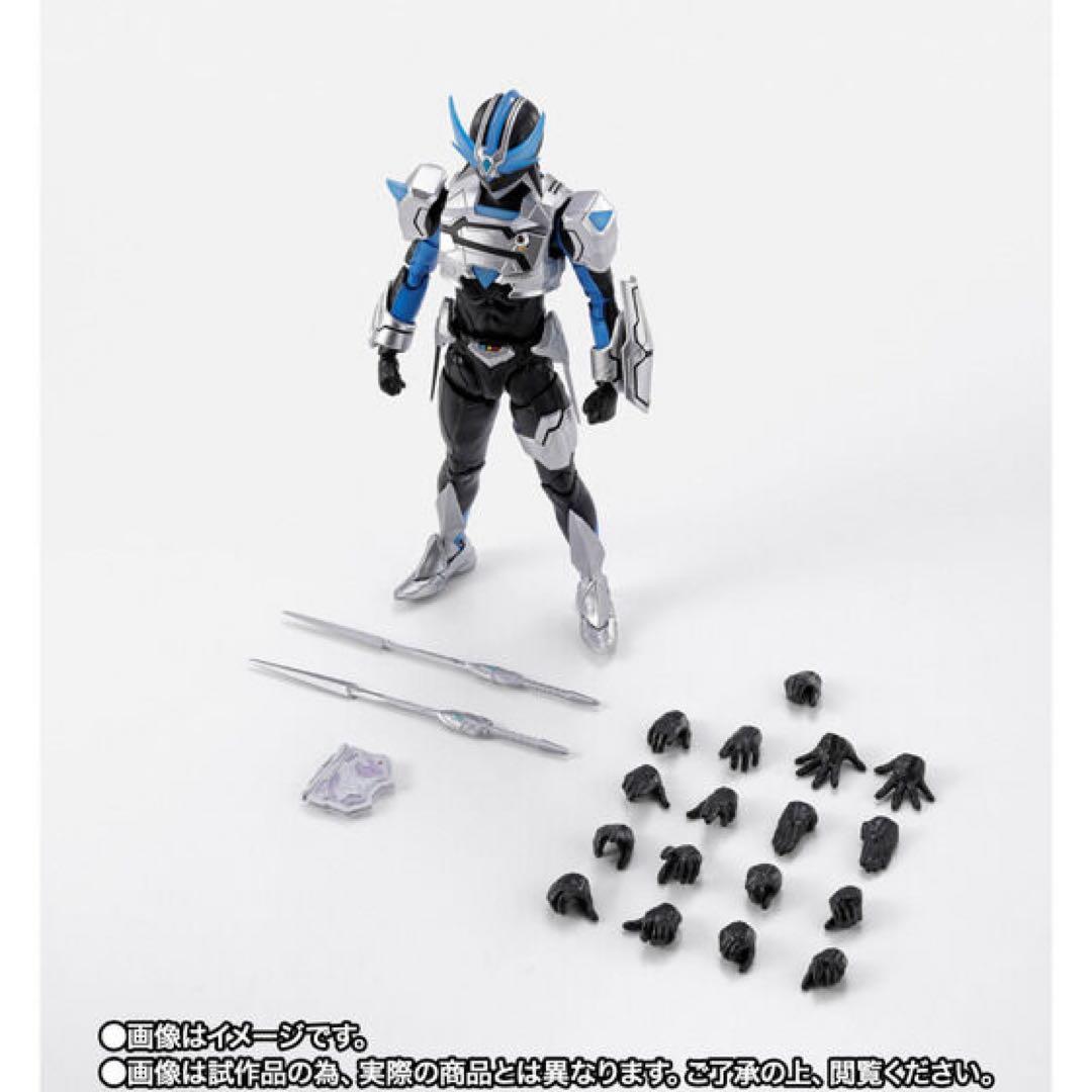 S.H.Figuarts（真骨彫製法） ウイングマン　ガーダーシルエット